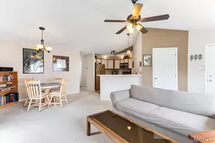 1335 Crossings Ct, Ballwin, MO 63021 - Photo 23