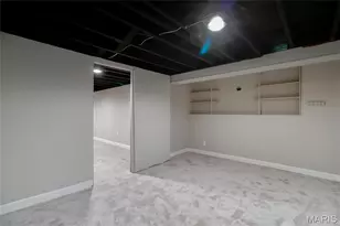 145 Chateau Dr, Florissant, MO 63031 - Photo 17