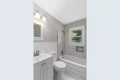 145 Chateau Drive, Florissant, MO 63031 - Photo 13