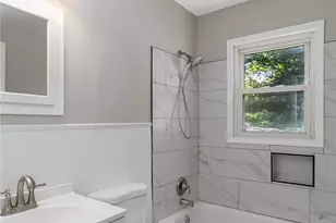 145 Chateau Dr, Florissant, MO 63031 - Photo 13