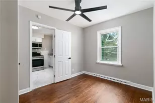 145 Chateau Dr, Florissant, MO 63031 - Photo 9