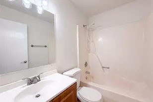 1354 Great Warrior Dr, O'Fallon, MO 63366 - Photo 9