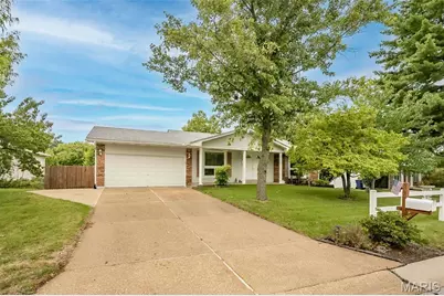 36 Park Charles Boulevard, Saint Peters, MO 63376 - Photo 3