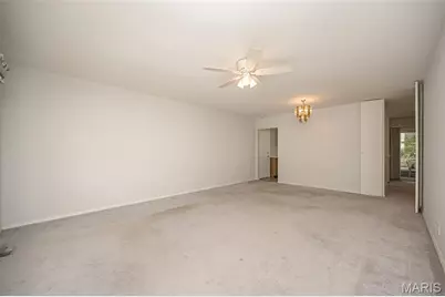 36 Park Charles Boulevard, Saint Peters, MO 63376 - Photo 9