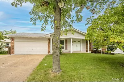 36 Park Charles Boulevard, Saint Peters, MO 63376 - Photo 1