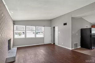 6851 Woodhurst Dr, Berkeley, MO 63134 - Photo 5