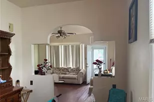 4260 Miami St, Saint Louis, MO 63116 - Photo 3