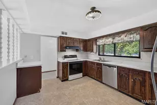 4146 Garvey Dr, Mehlville, MO 63129 - Photo 15