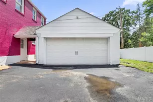 1545 Moore Pl, University City, MO 63130 - Photo 31