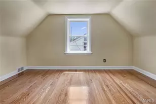 1545 Moore Pl, University City, MO 63130 - Photo 21