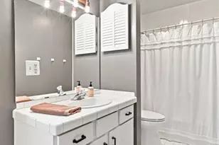 13 Summerhill Ln, Town and Country, MO 63017 - Photo 41