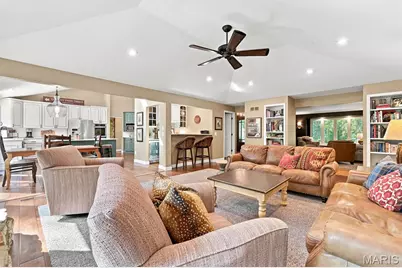 13 Summerhill Lane, Town and Country, MO 63017 - Photo 15