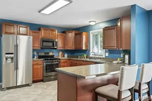 1060 Timberwood Trails Dr, Florissant, MO 63031 - Photo 5