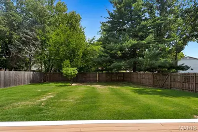 1060 Timberwood Trails Drive, Florissant, MO 63031 - Photo 39