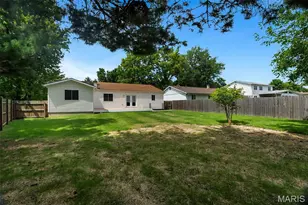 1060 Timberwood Trails Dr, Florissant, MO 63031 - Photo 41