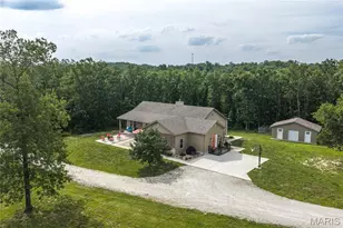 956 Rustling Oaks Ln, Sullivan, MO 63080 - Photo 1