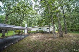 805 Cochise Ih Dr, Cuba, MO 65453 - Photo 3