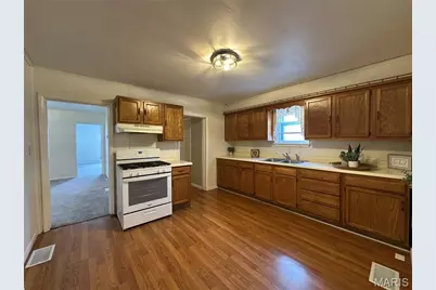 903 Fulton Avenue, Hannibal, MO 63401 - Photo 9