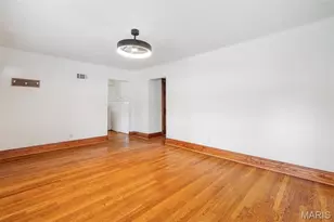 5451 Murdoch Ave, Saint Louis, MO 63109 - Photo 9