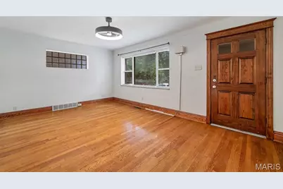 5451 Murdoch Avenue, Saint Louis, MO 63109 - Photo 7