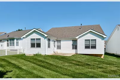 556 Boulder River Drive, Saint Charles, MO 63368 - Photo 5