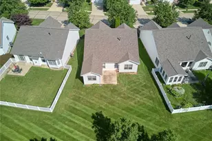556 Boulder River Dr, Saint Charles, MO 63368 - Photo 3