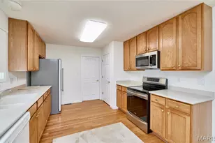 556 Boulder River Dr, Saint Charles, MO 63368 - Photo 11
