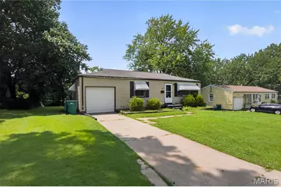 636 Science Hill Drive, Saint Louis, MO 63137 - Photo 3