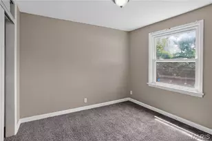 636 Science Hill Dr, Saint Louis, MO 63137 - Photo 13