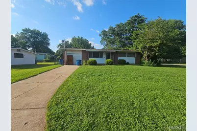 1721 Emery Drive, Saint Louis, MO 63136 - Photo 1