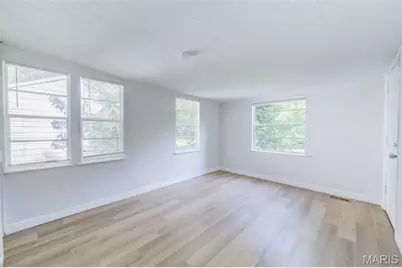 121 Coburg Drive, Saint Louis, MO 63137 - Photo 17