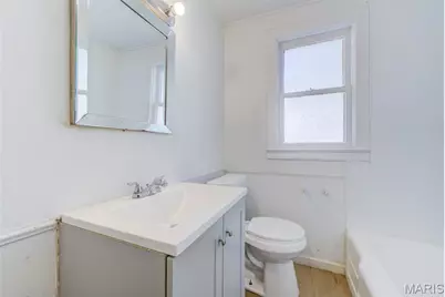 121 Coburg Drive, Saint Louis, MO 63137 - Photo 9