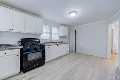 121 Coburg Drive, Saint Louis, MO 63137 - Photo 15