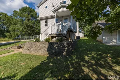 803 E 3rd Street, De Soto, MO 63020 - Photo 5