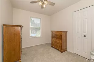 12112 Greenwalk Dr, Saint Louis, MO 63146 - Photo 17