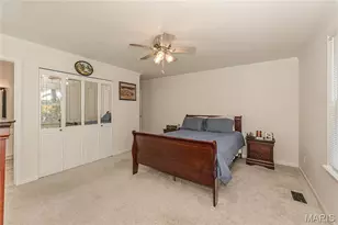 12112 Greenwalk Dr, Saint Louis, MO 63146 - Photo 15