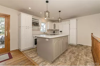 12112 Greenwalk Drive, Saint Louis, MO 63146 - Photo 11