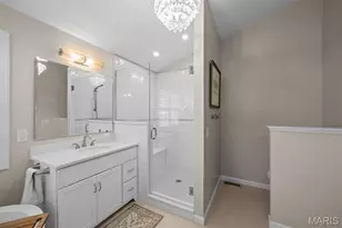 608 Westledge Ct, Des Peres, MO 63131 - Photo 43