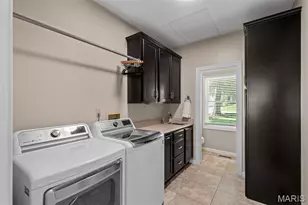 608 Westledge Ct, Des Peres, MO 63131 - Photo 29