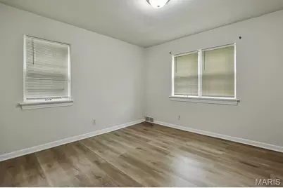 4500 Begg Boulevard, Northwoods, MO 63121 - Photo 11