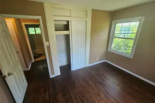 10308 Galloway Dr, Saint Louis, MO 63137 - Photo 7