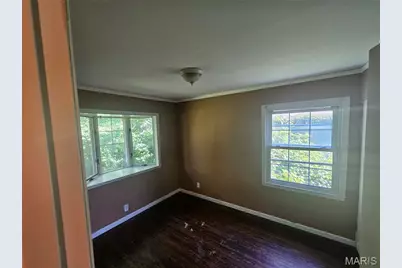 10308 Galloway Drive, Saint Louis, MO 63137 - Photo 9