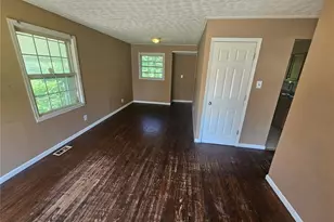 10308 Galloway Dr, Saint Louis, MO 63137 - Photo 3