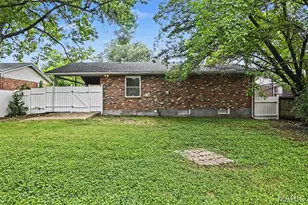 1536 Coachway Ln, Hazelwood, MO 63042 - Photo 15