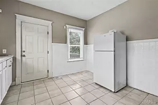 5823 Helen Ave, Jennings, MO 63136 - Photo 9