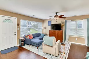 1375 Mobile Ct, Saint Louis, MO 63139 - Photo 5