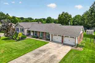 20 Shawnee Dr, Saint Charles, MO 63301 - Photo 3