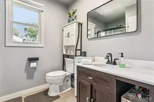 4643 Theiss Rd, Saint Louis, MO 63128 - Photo 17