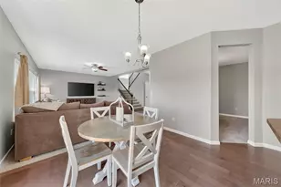 302 Pecan Bluffs Dr, Wentzville, MO 63385 - Photo 19