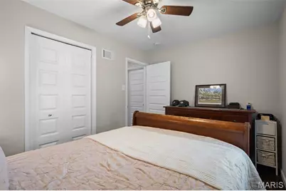 9533 Port Drive, Unincorporated, MO 63123 - Photo 15